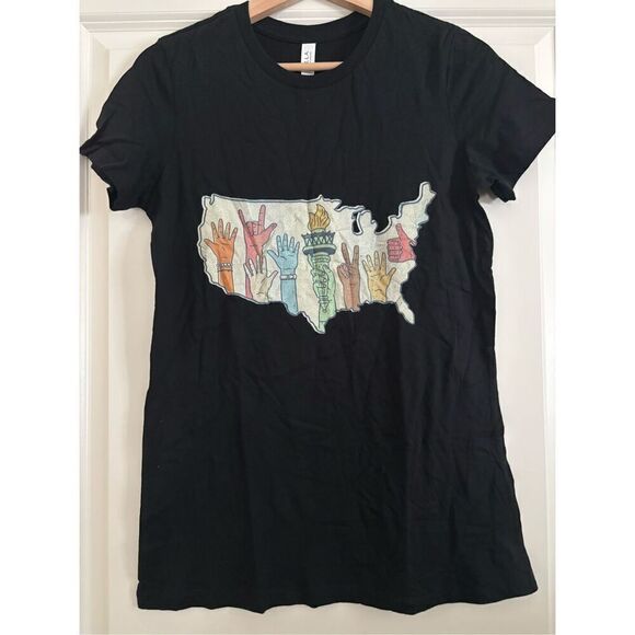 Unity Women's T-shirt size Large - Picture 1 of 2
